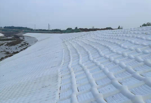 模袋混凝土施工.jpg 模袋混凝土施工.jpg