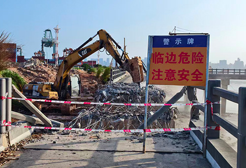 厦门古渡码头拆除.jpg 厦门古渡码头拆除.jpg
